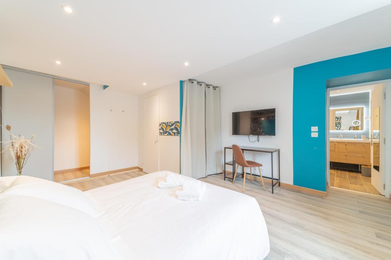 Côté Cour, 3 chambres, terrasses, jardin privé avec terrain de pétanque, cave voutée Corgoloin Esterno foto
